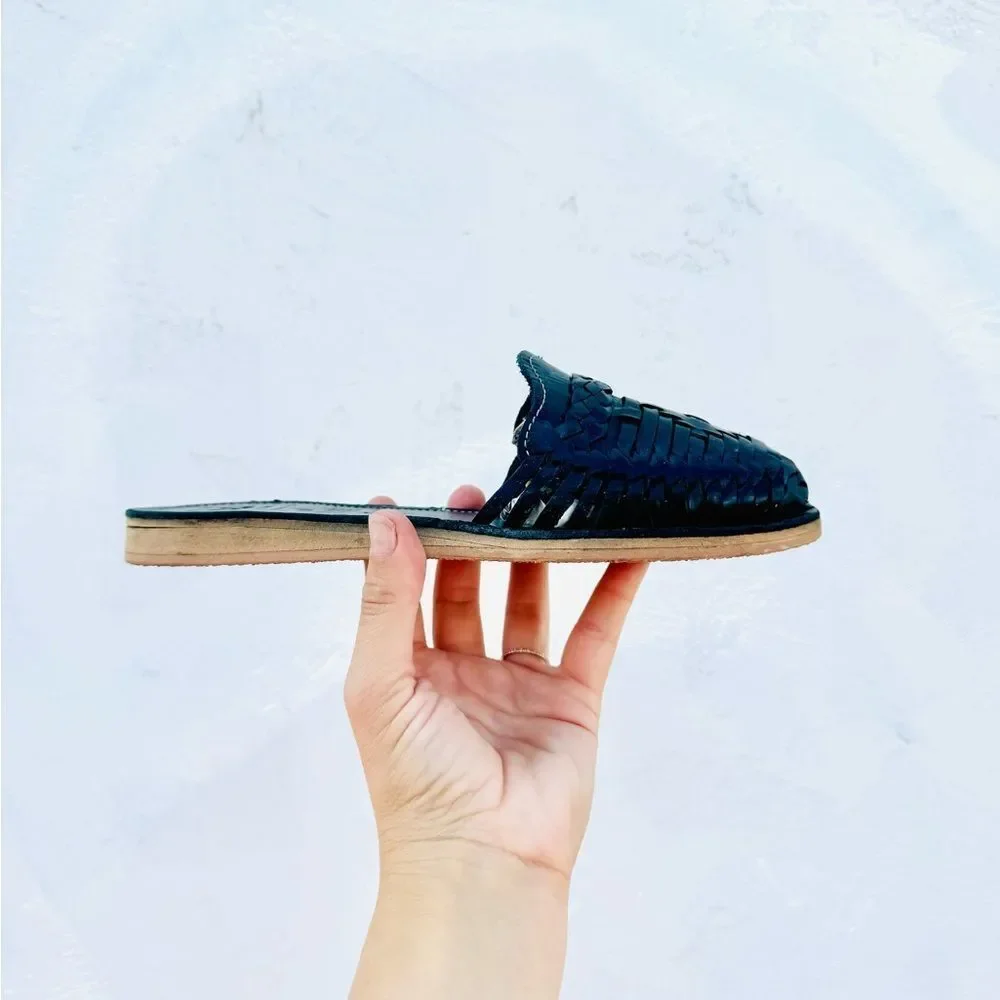 Handmade Black Huarache Slides - Picture 4 of 6
